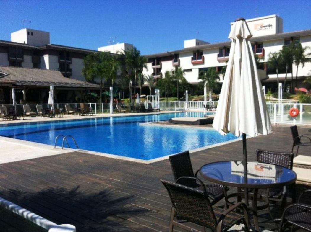 Flat à Beira Lago Brasília Exterior foto